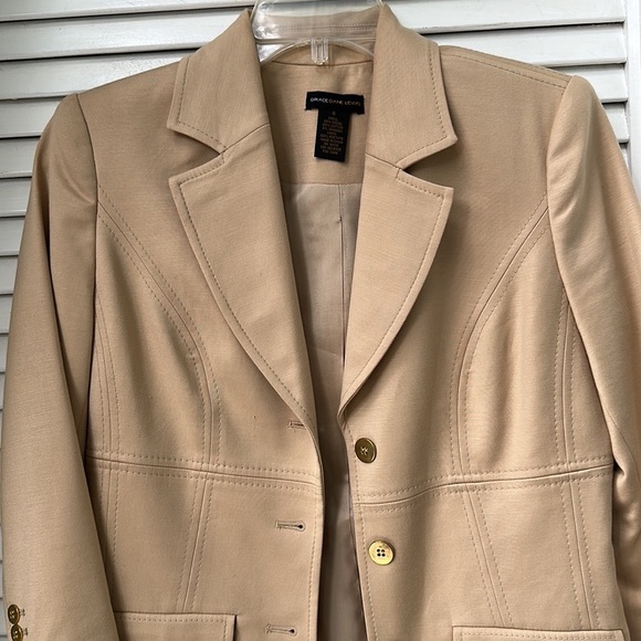Vintage Camel Blazer - Picture 6 of 11